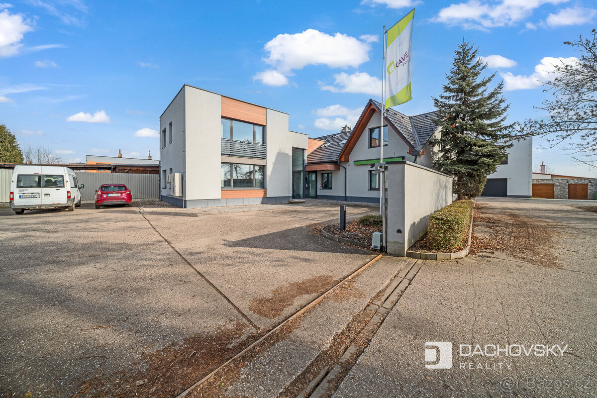 Prodej restaurace s bytem, Jindřichův Hradec – centrum — fotka 4