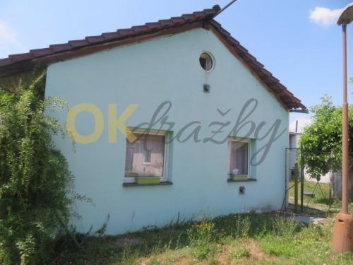 Dražba domu - Nezamyslice — fotka 2