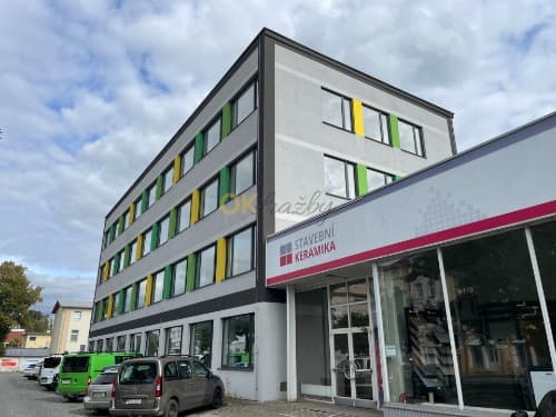 Dražba kanceláře - Hradec Králové — fotka 56